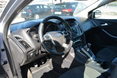 Ford Focus Station Wagon 1.6 TDCi 115 CV SW Titanium (15)