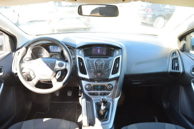 Ford Focus Station Wagon 1.6 TDCi 115 CV SW Titanium (17)
