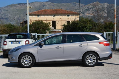 Ford Focus Station Wagon 1.6 TDCi 115 CV SW Titanium (3)