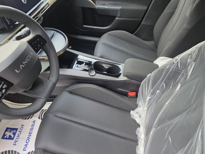Lancia Ypsilon 1.2 mhev Edizione Cassina e-dct (14)