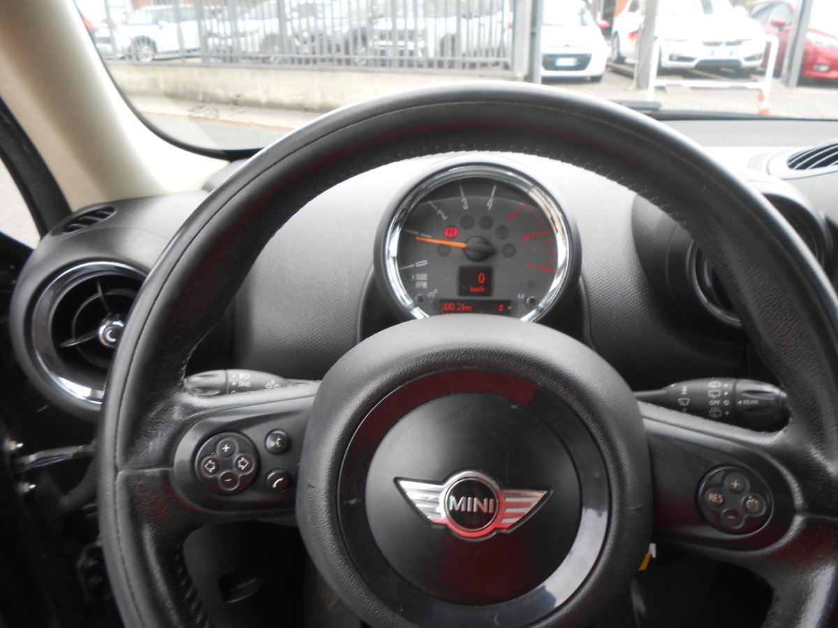 MINI Mini Countryman 1.6 Cooper D Countryman (13)