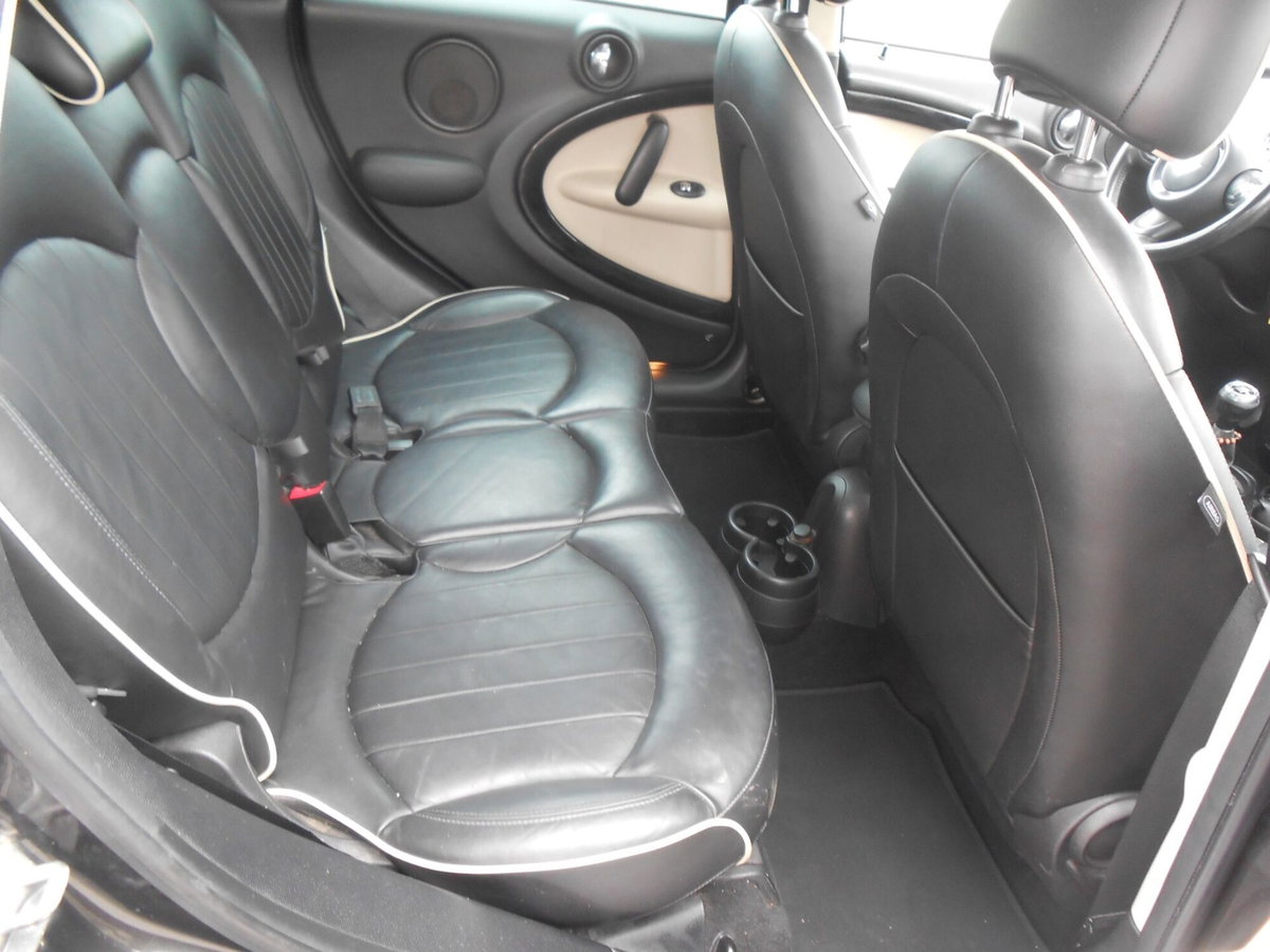 MINI Mini Countryman 1.6 Cooper D Countryman (7)
