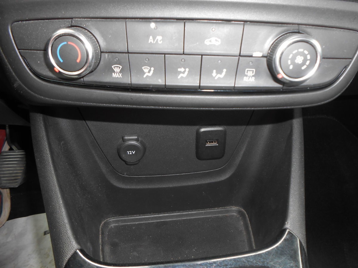 Opel Crossland X 1.6 ECOTEC D 8V Start&Stop Advance (12)