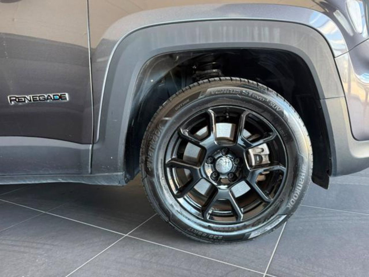 Jeep Renegade 1.3 T4 190CV PHEV 4xe AT6 Limited (8)
