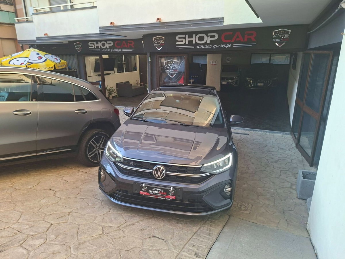 Volkswagen Taigo 1.0 TSI 110 CV R-Line (13)