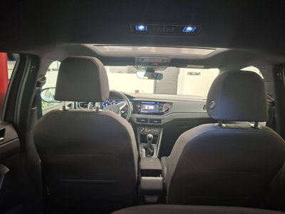 Volkswagen Taigo 1.0 TSI 110 CV R-Line (5)