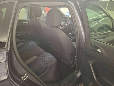 Volkswagen Taigo 1.0 TSI 110 CV R-Line (9)