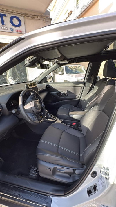 Toyota Yaris Cross 1.5h GR Sport Black Sky fwd 116cv e-cvt (6)