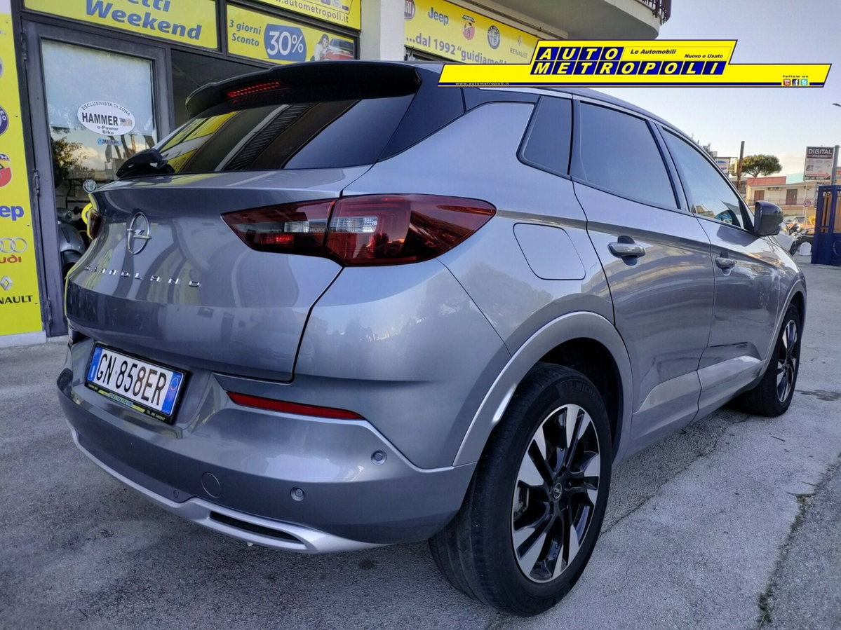 Opel Grandland 1.5 diesel Ecotec aut. Business Elegance (4)