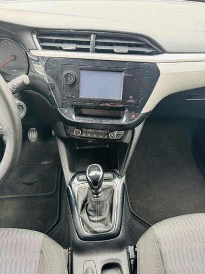 Opel Corsa 1.5 D 100 CV Elegance (9)