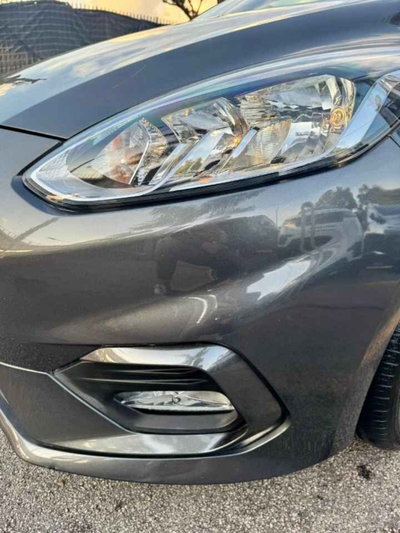 Ford Fiesta 1.0 Ecoboost 125 CV 5 porte Vignale (5)