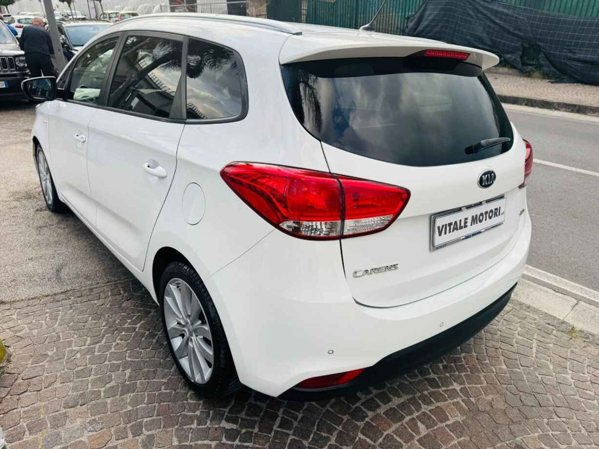 Kia Carens 1.7 CRDi 115 CV Class (10)