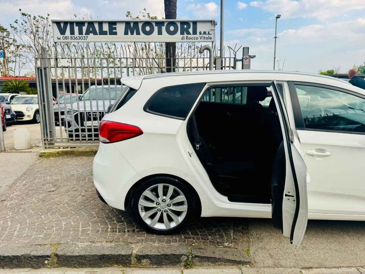 Kia Carens 1.7 CRDi 115 CV Class (11)