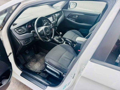 Kia Carens 1.7 CRDi 115 CV Class (16)