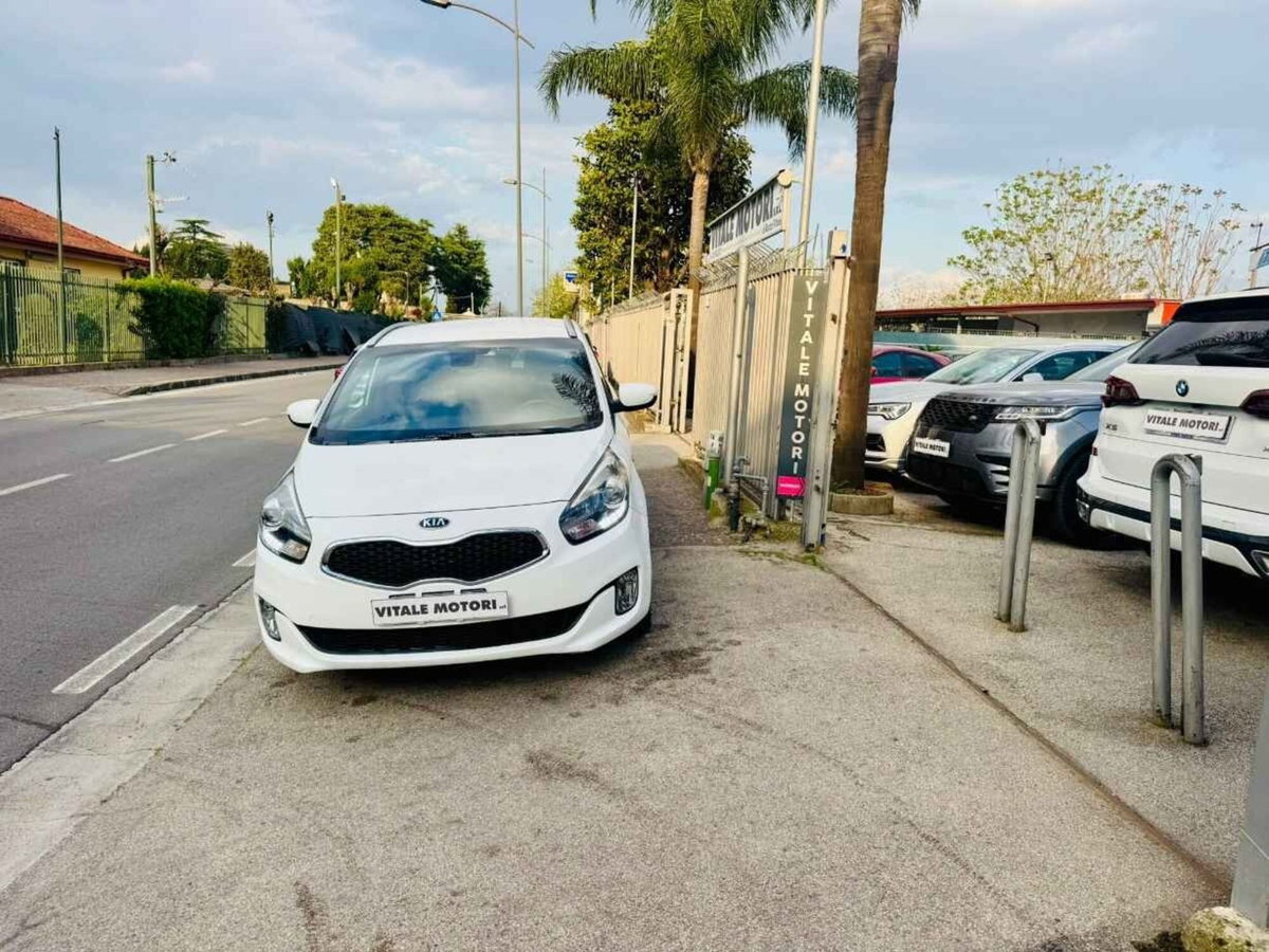 Kia Carens 1.7 CRDi 115 CV Class (2)