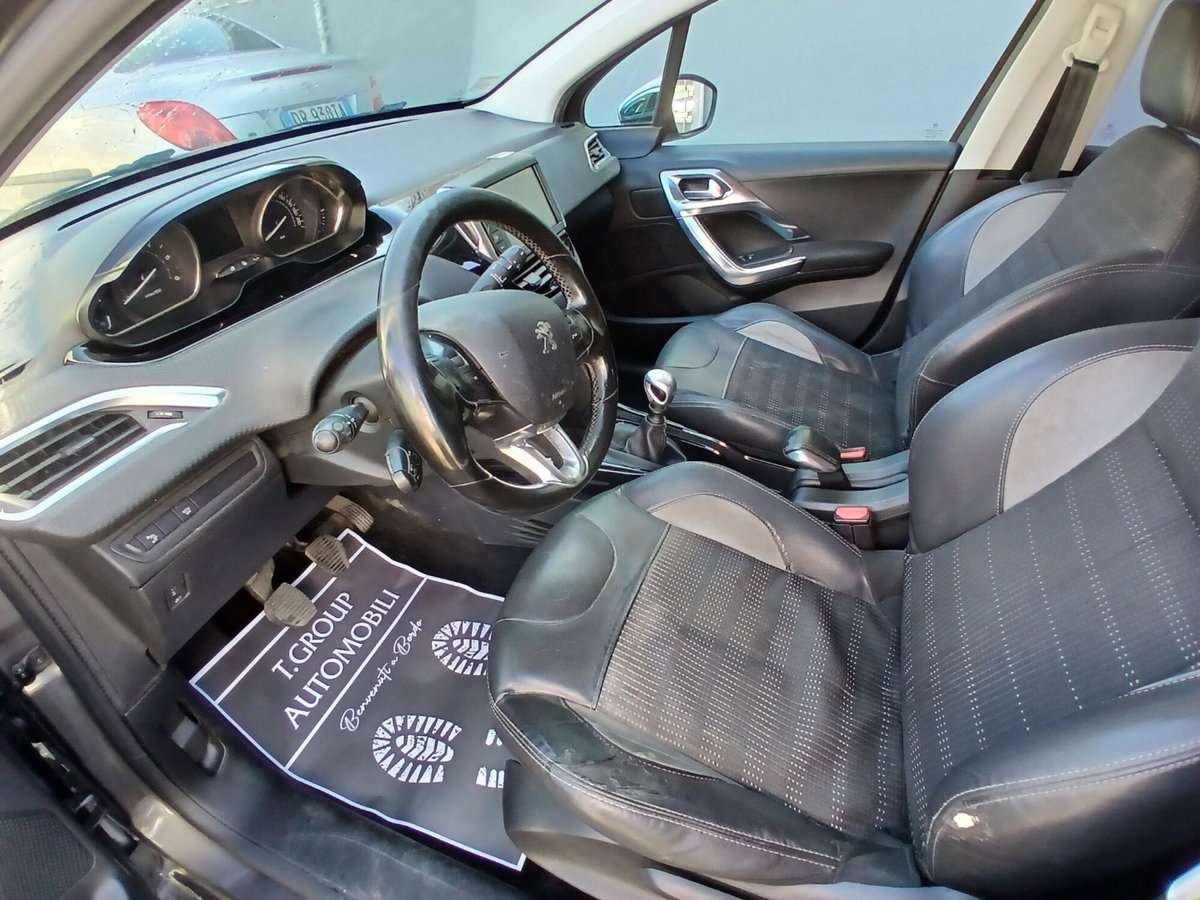 Peugeot 2008 120 S&S Allure (20)