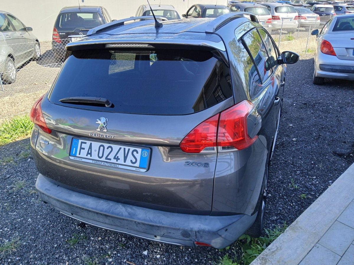 Peugeot 2008 120 S&S Allure (3)