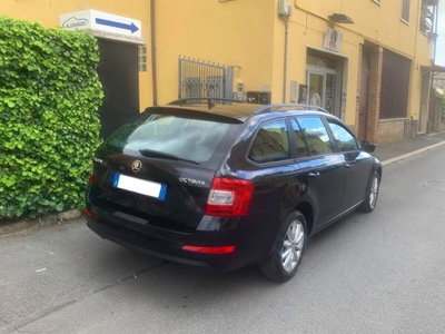 Skoda Octavia Station Wagon 1.6 TDI CR 105 CV Wagon Ambition (12)