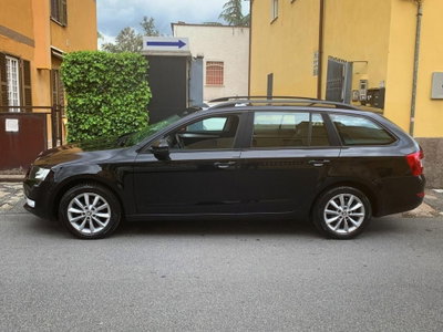 Skoda Octavia Station Wagon 1.6 TDI CR 105 CV Wagon Ambition (2)