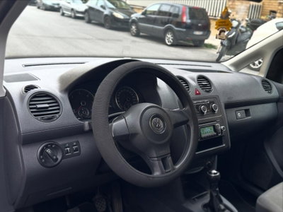 Volkswagen Caddy 1.6 TDI 102 CV 5p. Comfortline (4)