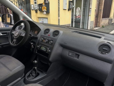 Volkswagen Caddy 1.6 TDI 102 CV 5p. Comfortline (6)