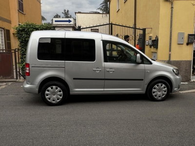 Volkswagen Caddy 1.6 TDI 102 CV 5p. Comfortline (9)
