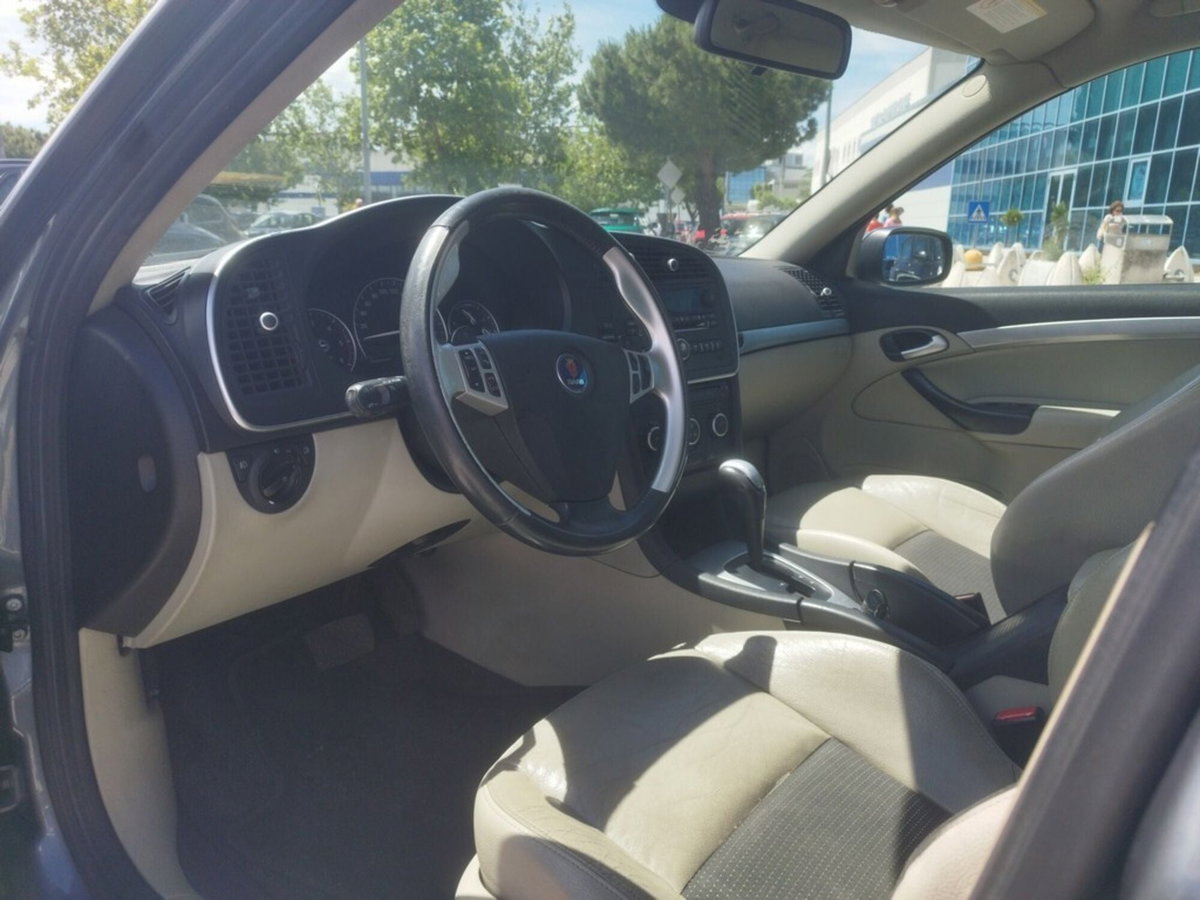 Saab 9-3 1.9 TTiD 180CV Aero (5)