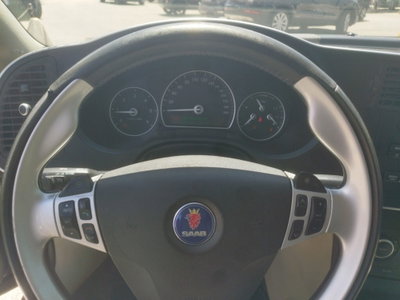 Saab 9-3 1.9 TTiD 180CV Aero (9)