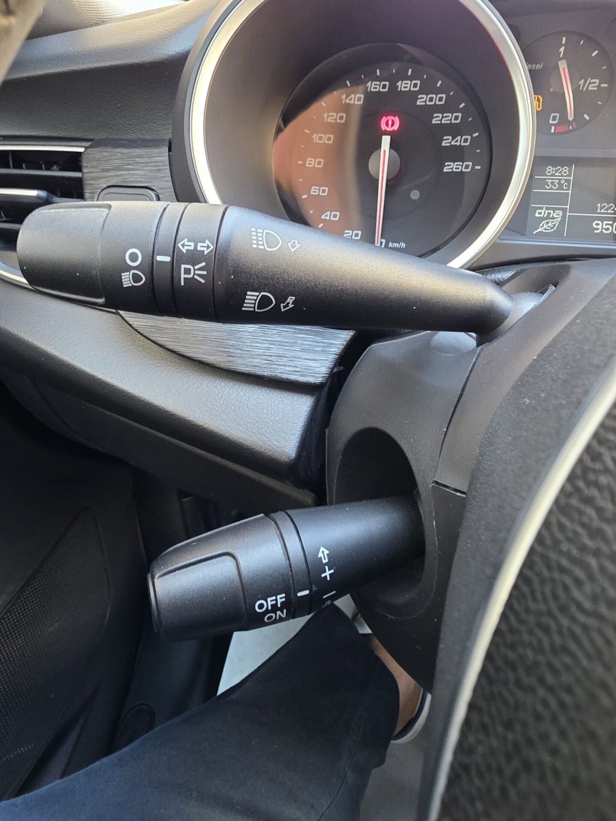 Alfa Romeo Giulietta 1.6 JTDm Ti 120cv (16)