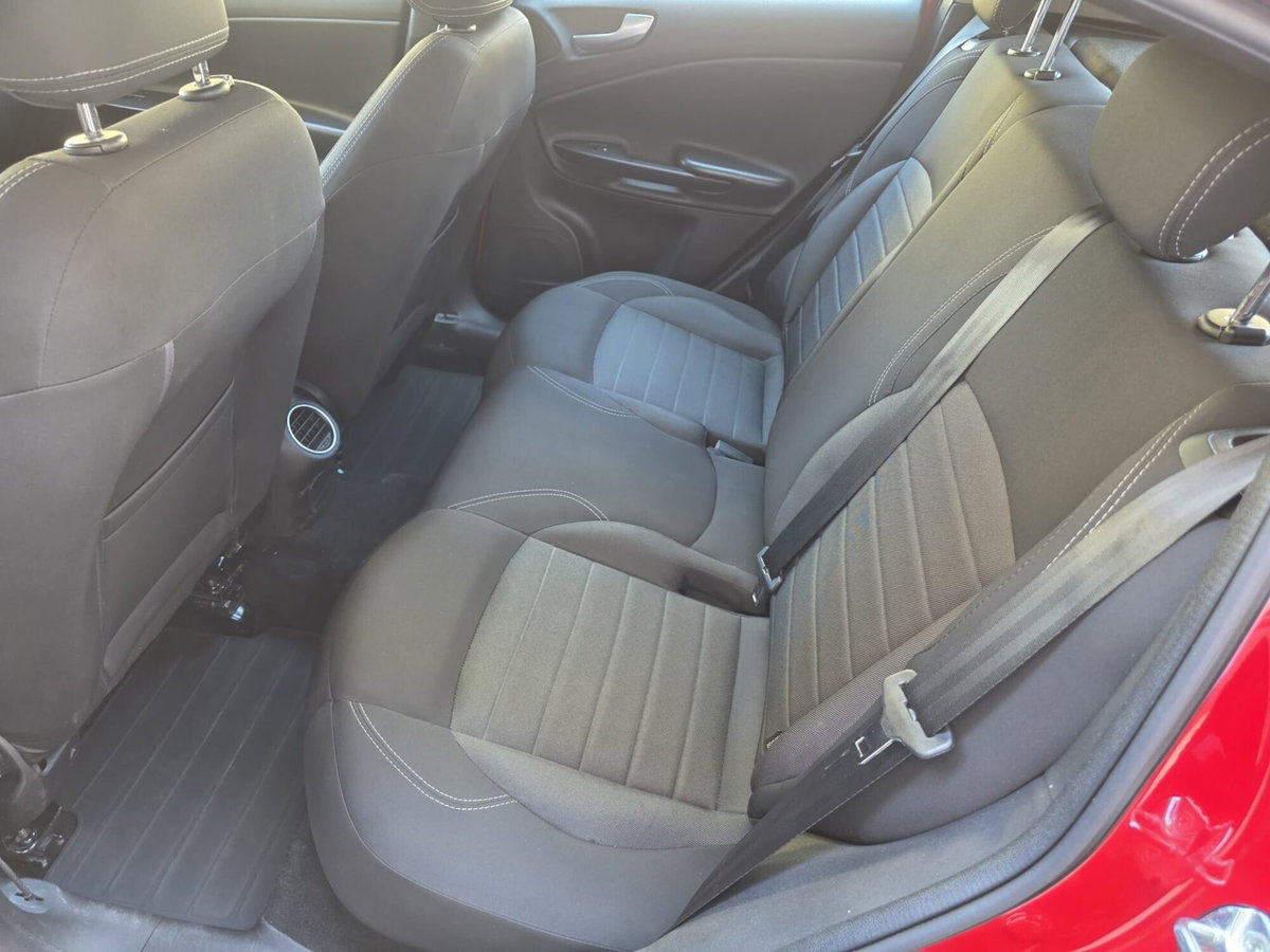 Alfa Romeo Giulietta 1.6 JTDm Ti 120cv (17)