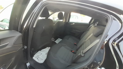 Alfa Romeo Giulietta 1.6 JTDm Ti 120cv (18)