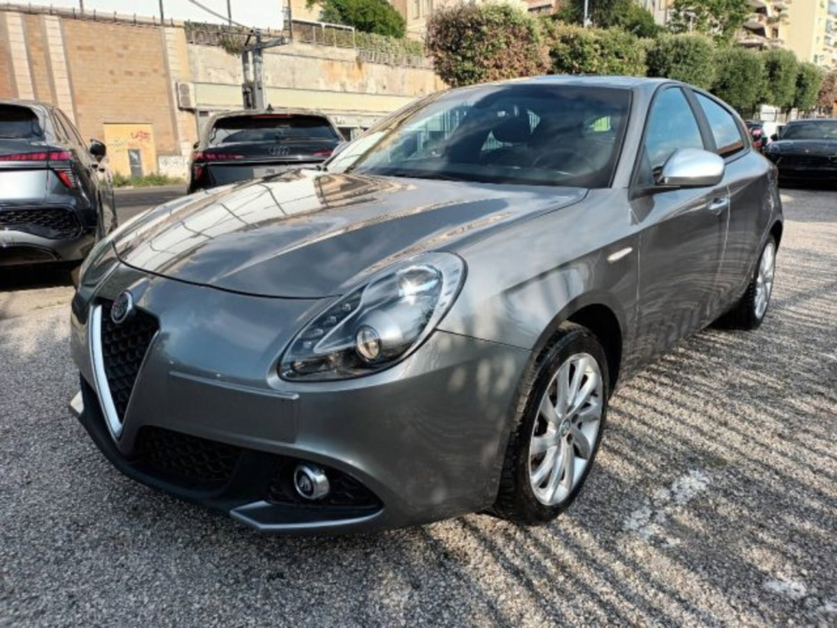 Alfa Romeo Giulietta 1.4 Turbo Super Gpl 120cv (2)