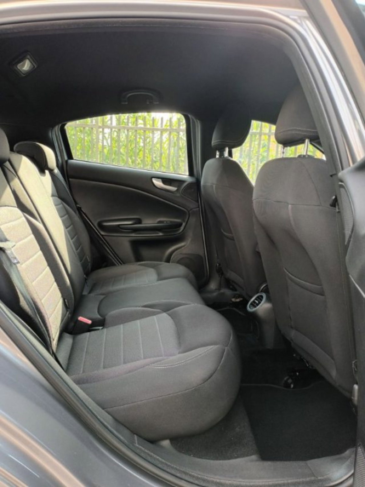Alfa Romeo Giulietta 1.4 Turbo Super Gpl 120cv (7)