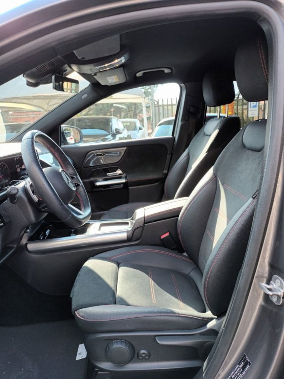 Mercedes-Benz GLA SUV 200 d AMG Line Premium Plus 4matic auto (6)