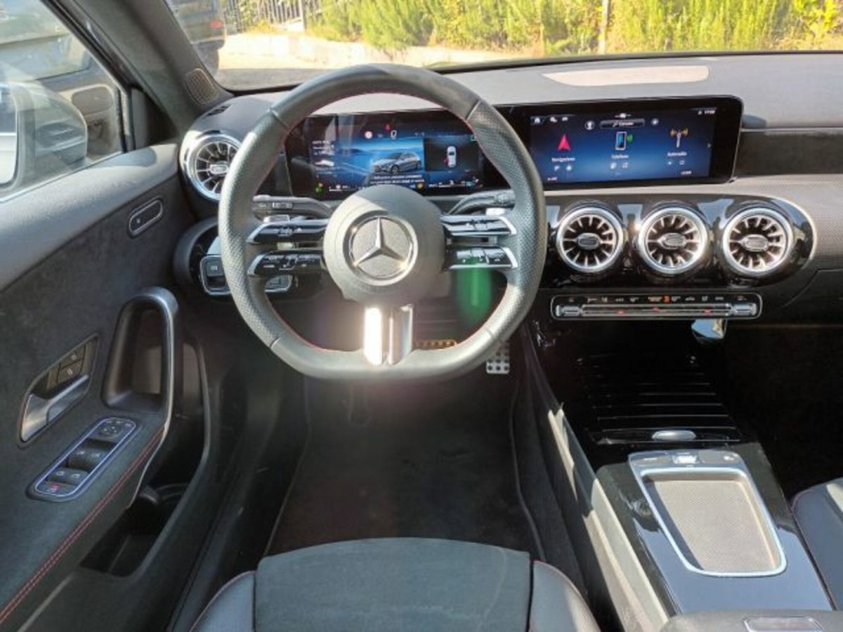 Mercedes-Benz Classe A 180 d AMG Line Premium Plus auto (10)