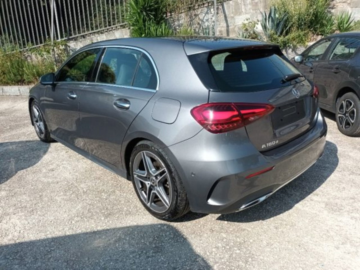 Mercedes-Benz Classe A 180 d AMG Line Premium Plus auto (3)