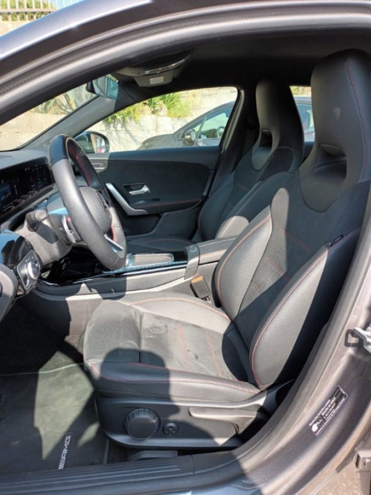 Mercedes-Benz Classe A 180 d AMG Line Premium Plus auto (5)