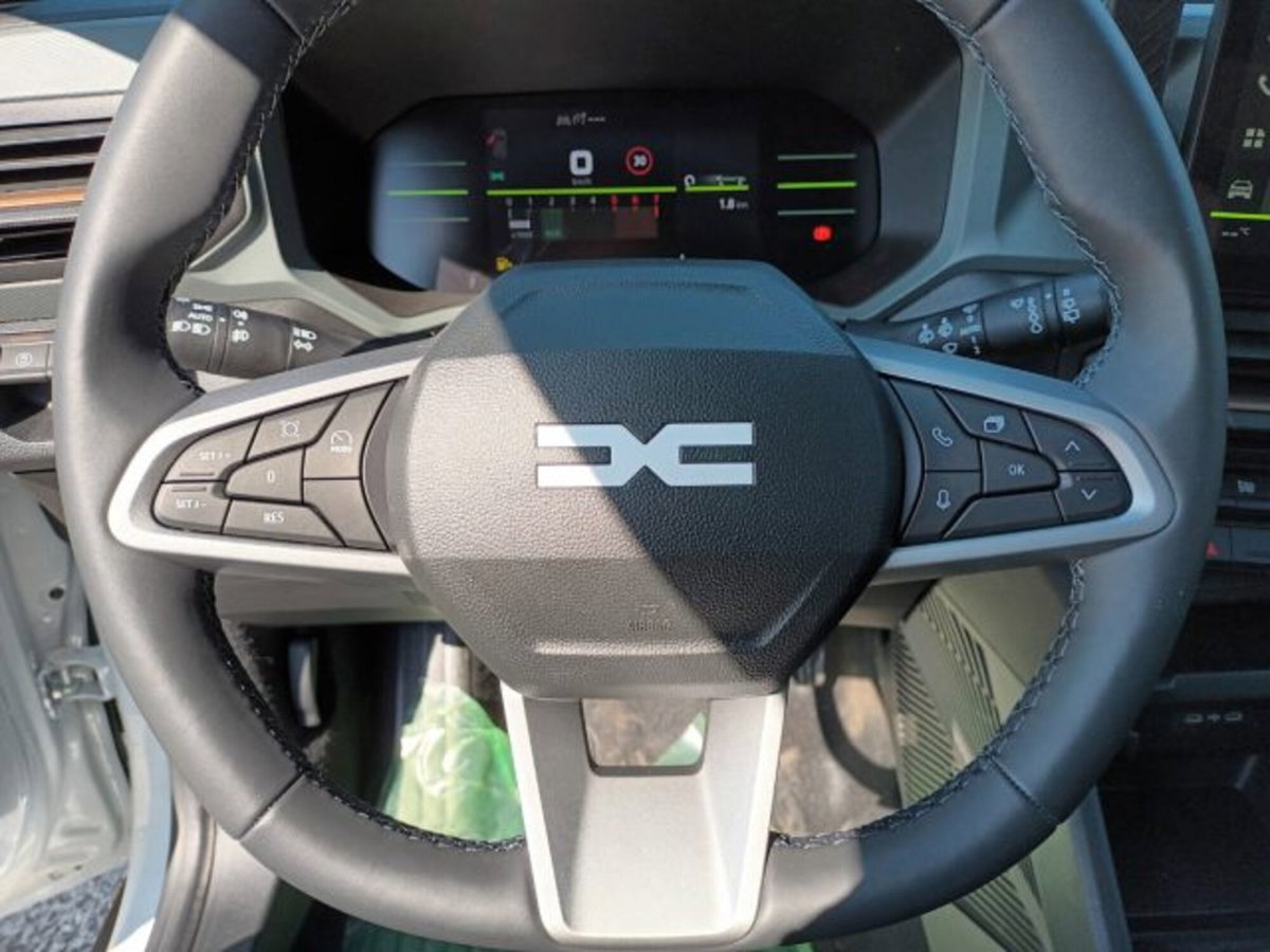 Dacia Duster 1.2 Eco-G Extreme 120cv (13)