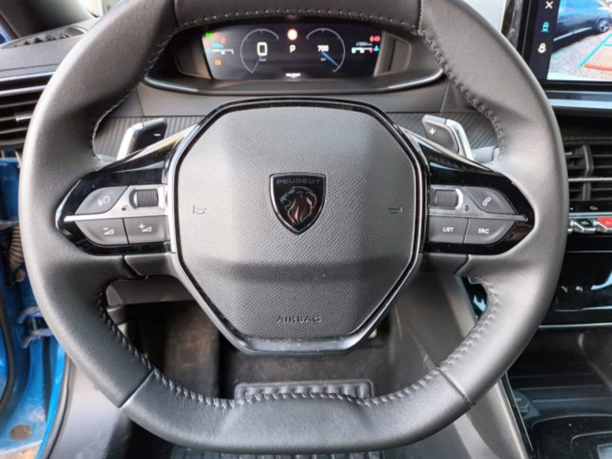 Peugeot 2008 PureTech 130 S&S EAT8 Allure Pack (12)