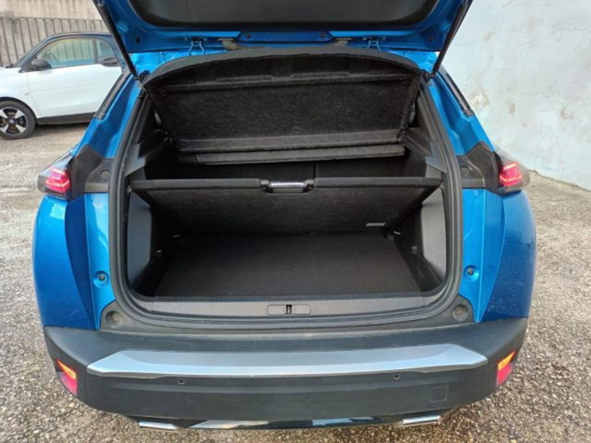 Peugeot 2008 PureTech 130 S&S EAT8 Allure Pack (14)