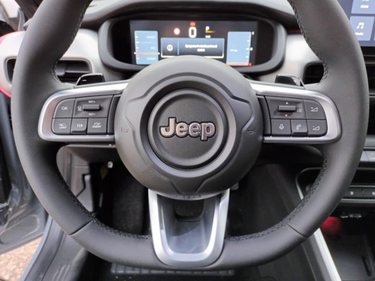 Jeep Avenger 1.2 turbo Summit fwd 100cv (16)