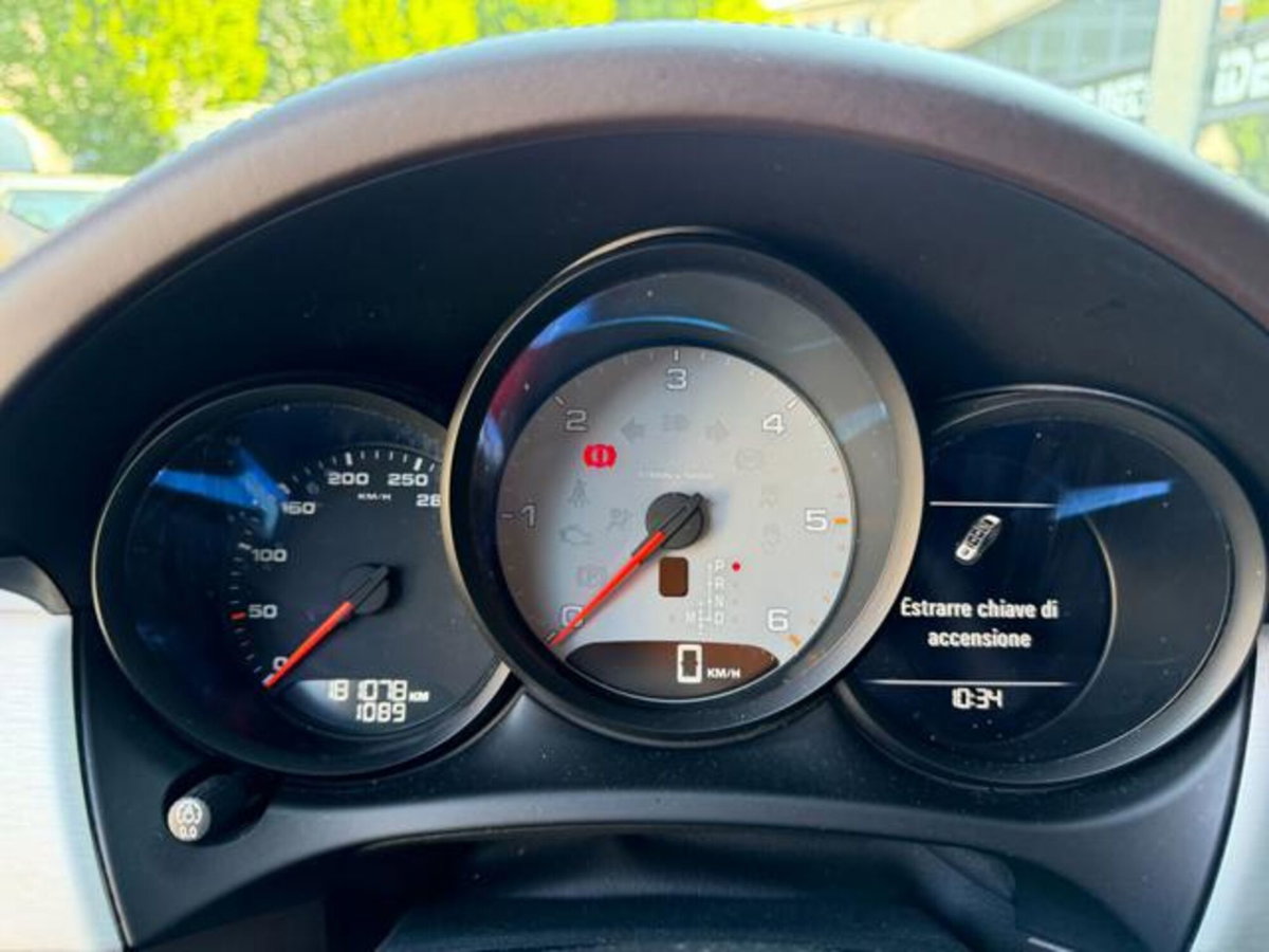 Porsche Macan S Diesel (9)