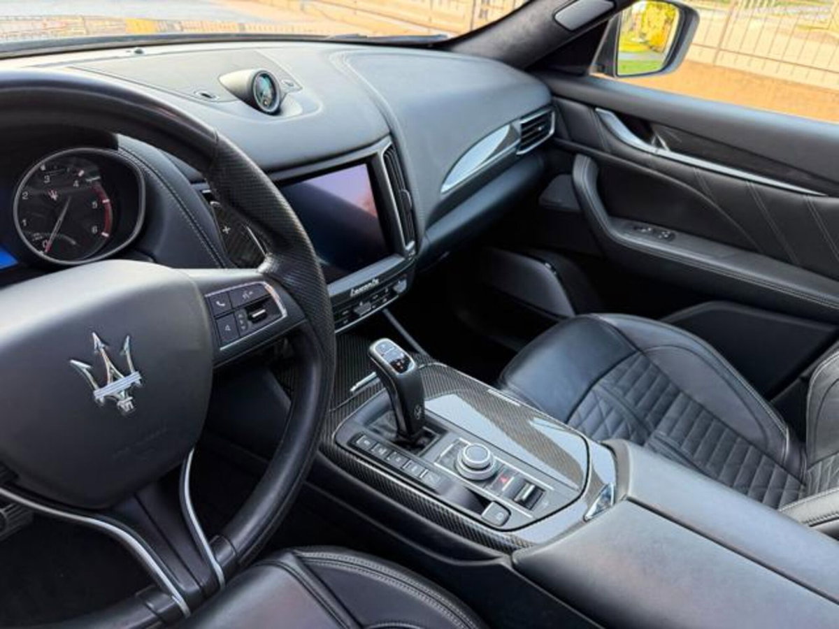 Maserati Levante Levante V6 Diesel 275 CV AWD Gransport (10)