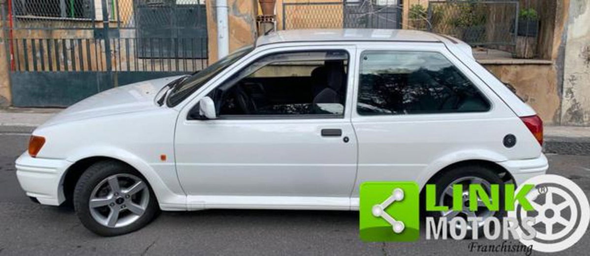 Ford Fiesta 1.8i 16V cat 3 porte XR2 (12)