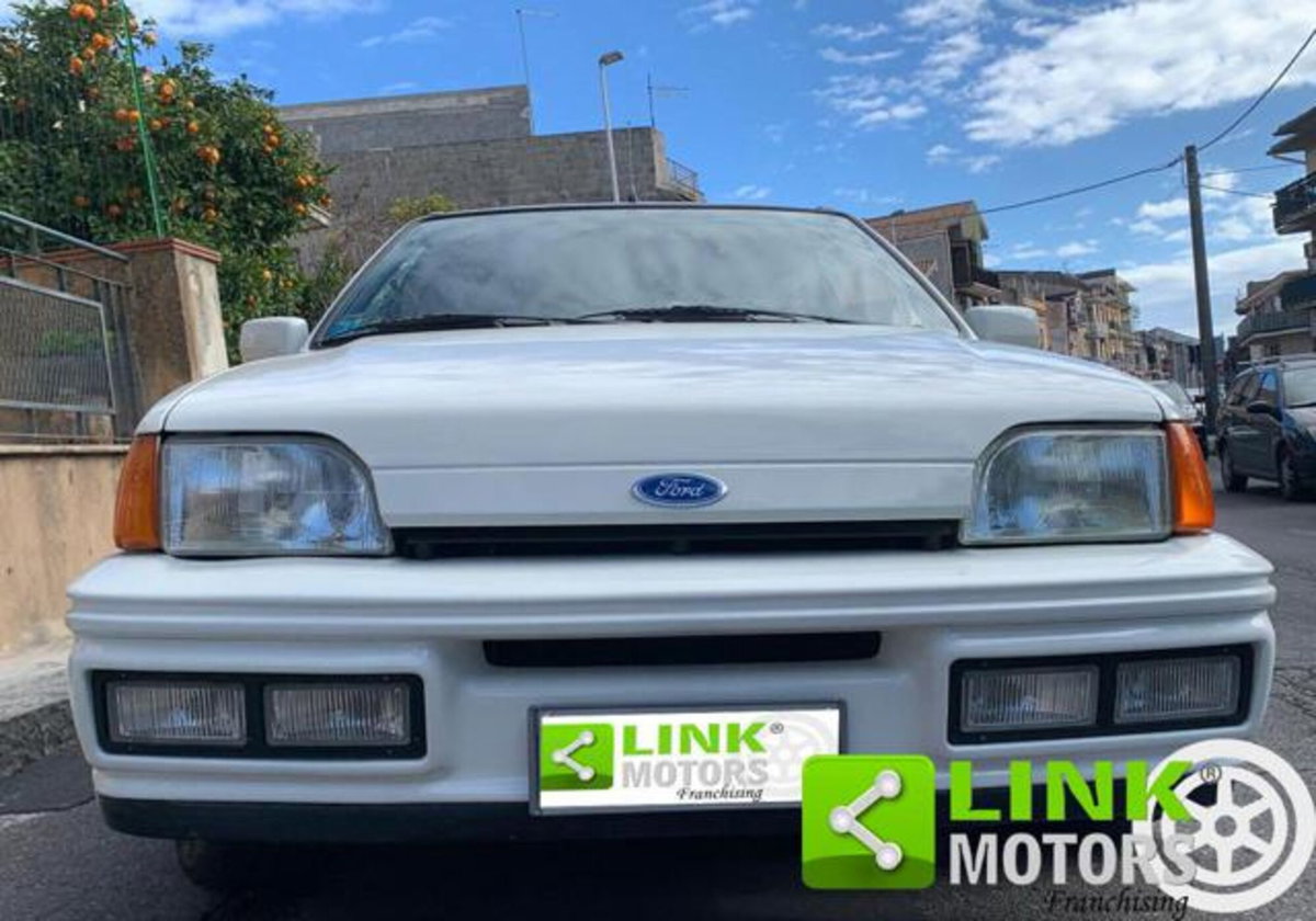 Ford Fiesta 1.8i 16V cat 3 porte XR2 (13)