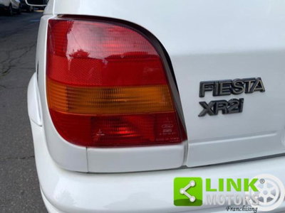 Ford Fiesta 1.8i 16V cat 3 porte XR2 (14)