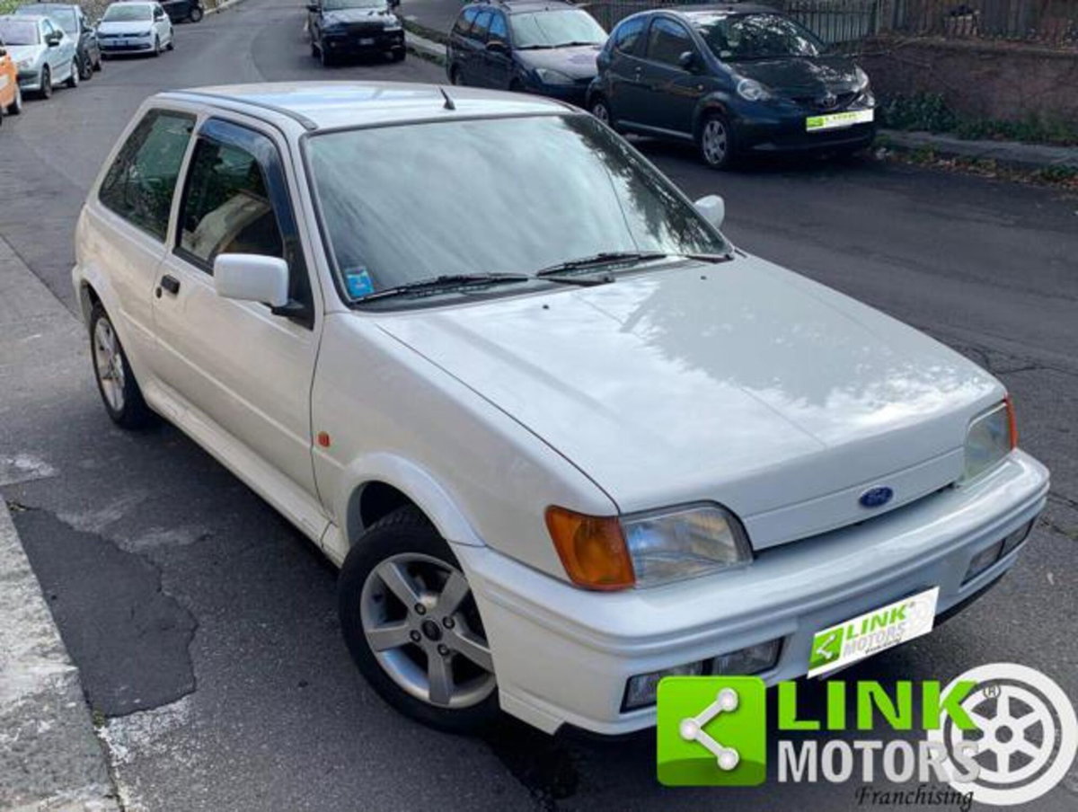 Ford Fiesta 1.8i 16V cat 3 porte XR2 (5)