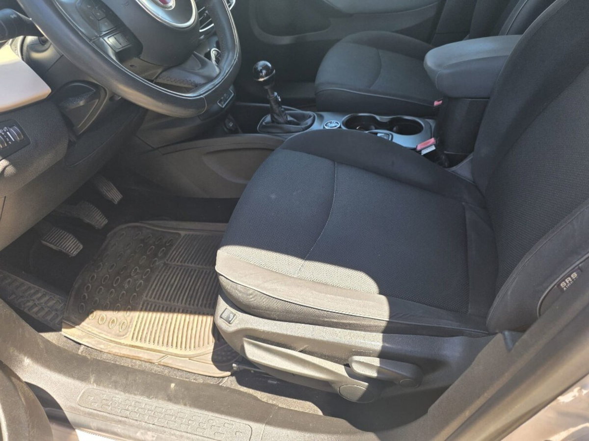 Fiat 500X 1.6 MultiJet 120 CV Pop Star (9)