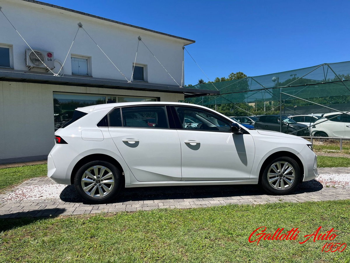 Opel Astra 1.2 Turbo 130 CV GS Line (6)