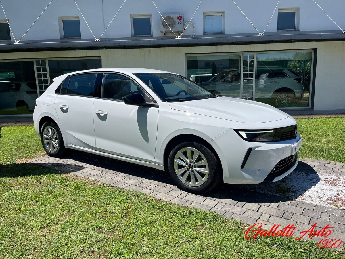 Opel Astra 1.2 Turbo 130 CV GS Line (8)